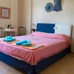 Ananda In Nies Vilă Sourpi