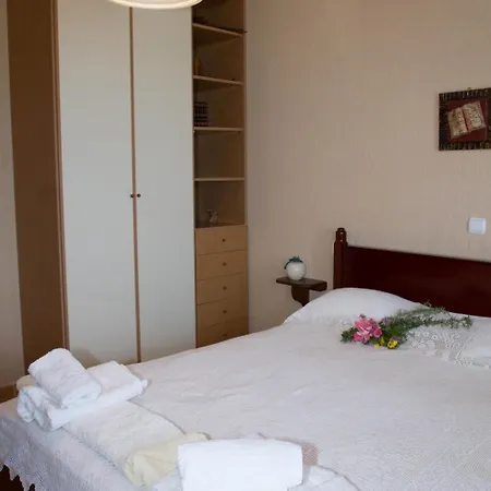 Ananda In Nies Willa Sourpi