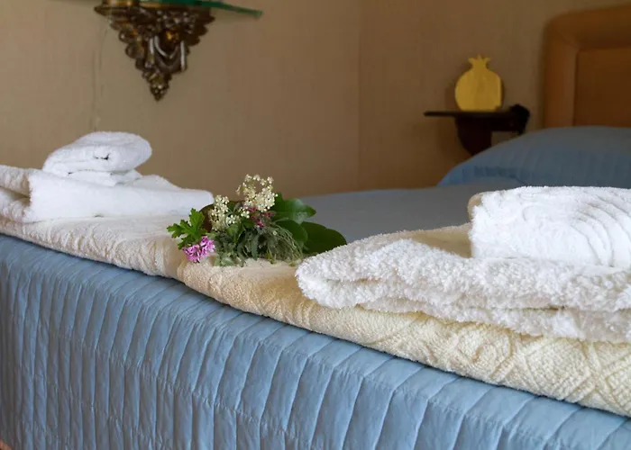 Ananda In Nies Villa