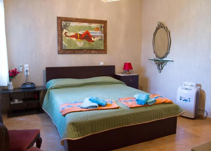 Ananda In Nies Villa Sourpi