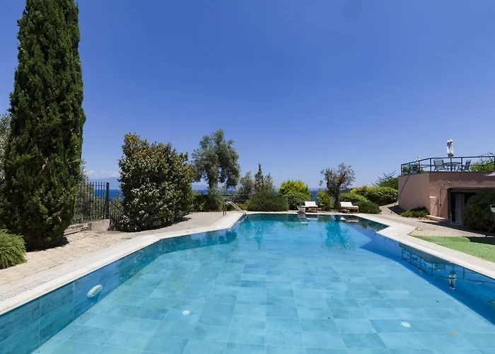 Ananda In Nies * Sourpi