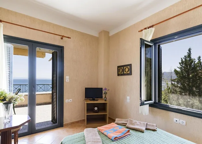 Ananda In Nies Villa Sourpi